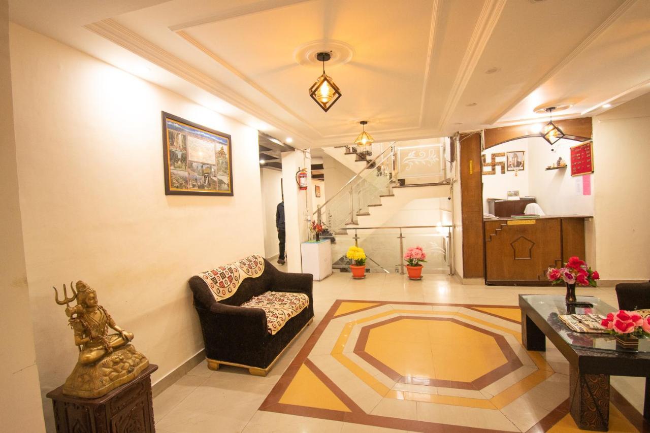 Riversun Hotel Mall Road Masuri Exterior foto