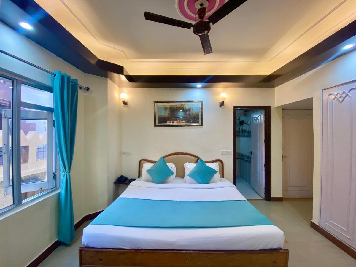 Riversun Hotel Mall Road Masuri Exterior foto