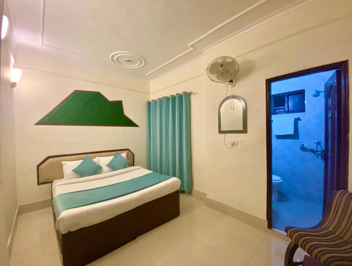 Riversun Hotel Mall Road Masuri Exterior foto
