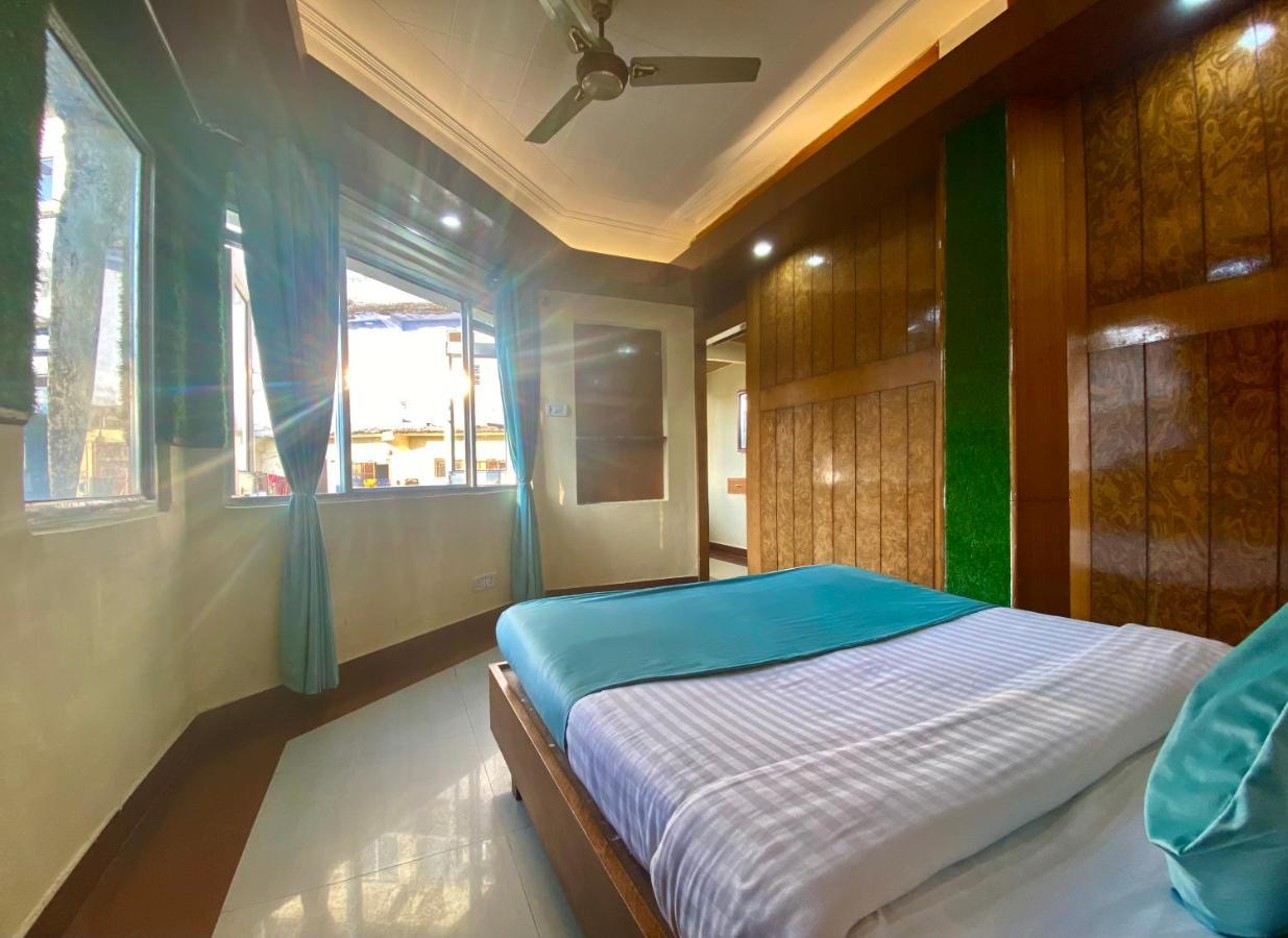 Riversun Hotel Mall Road Masuri Exterior foto